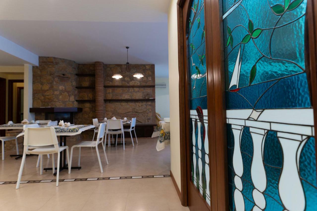 Marty Luxury B&B Calatabiano Eksteriør bilde