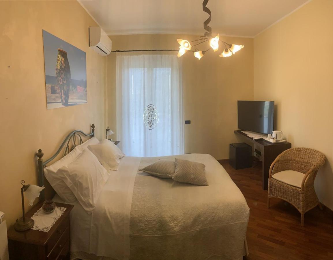 Marty Luxury B&B Calatabiano Eksteriør bilde