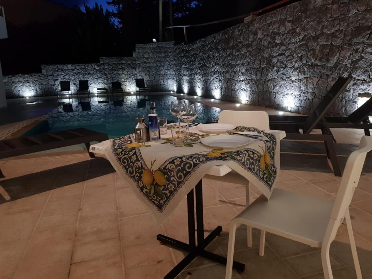 Marty Luxury B&B Calatabiano Eksteriør bilde